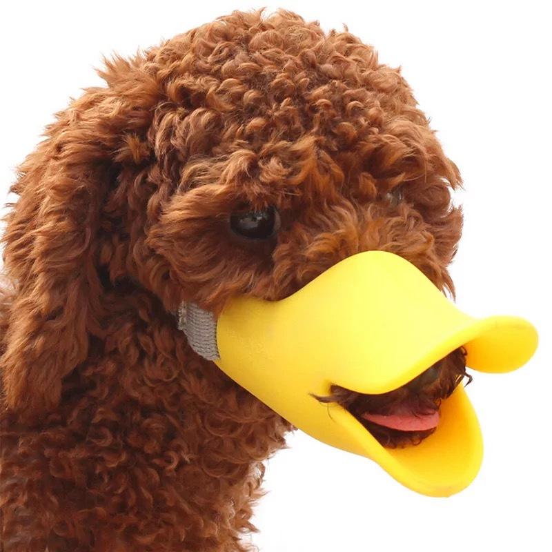 Máscara de silicona con forma de pato para perros pequeños
