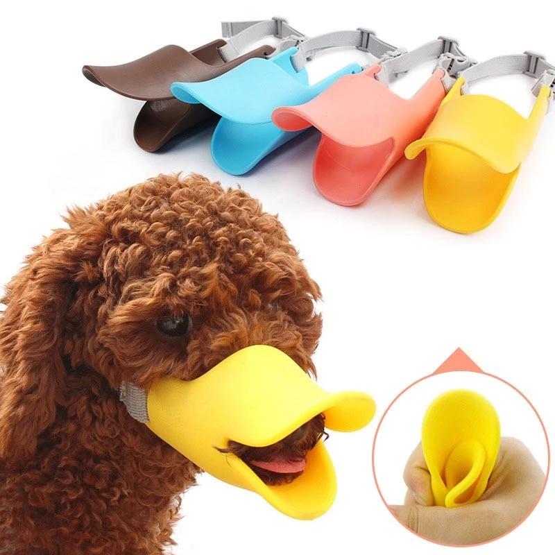 Máscara de silicona con forma de pato para perros pequeños